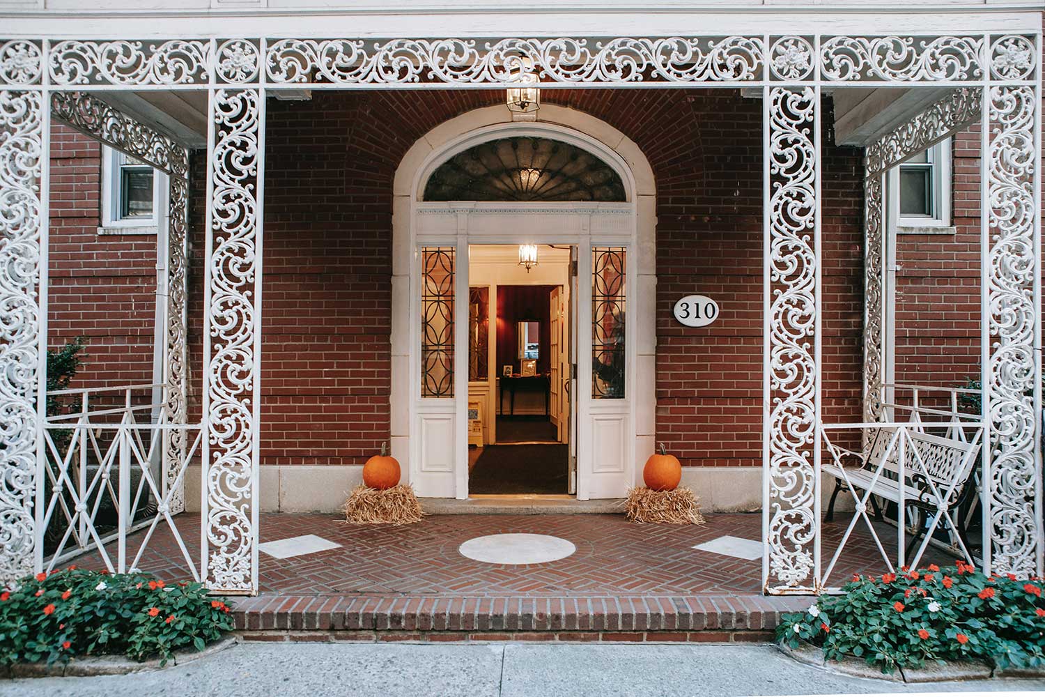 Warm areas should get heat pumps